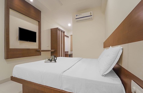 Ram Nagar Hotel | Collection O Hotel Subashree