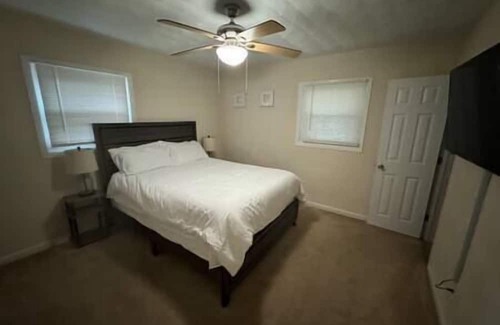 Northwest House | Gorgeous home in Virginia Beach