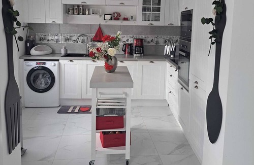 Saint-Cyr-la-Riviere House | Homerez - Nice house for 4 ppl. with garden and terrace at Saint-Cyr-la-Rivière