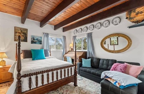 Lake Arrowhead Bed & Breakfast | a Dream, a Way, a Place to Stay