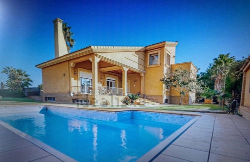 Aljaraque Ski Chalet | Excellent Chalet next to the beach and golf course