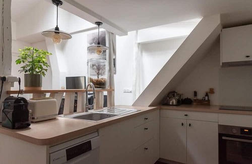 11th Arrondissement Apartment | Nice duplex near Père Lachaise