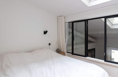 11th Arrondissement Apartment | Nice duplex near Père Lachaise