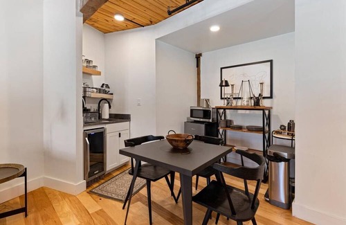 Wintergreen Condo | Mountain Inn Lodge 63 with Wintergreen Advantage