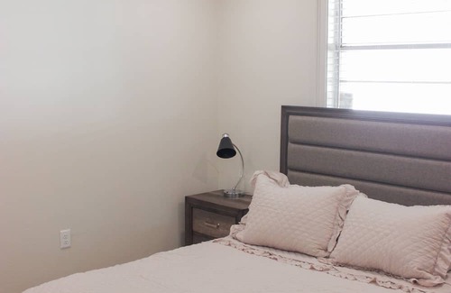 Jefferson House | Cozy 2-bedroom 5 minutes from tree-lined Carrollton/St. Charles Ave.