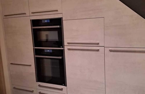 Isnes House | Homerez - Spacious house for 4 ppl. with sauna, jacuzzi and terrace at Gembloux