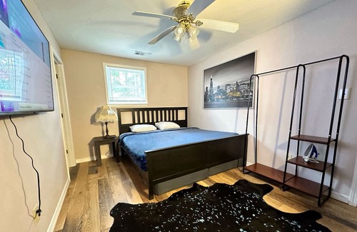 Mobile House | Cozy home on Iva Loy Drive