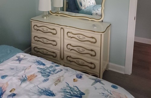 Pass Drury House | Sack Lunch! Come visit Dauphin Island where everyday is on Island time!