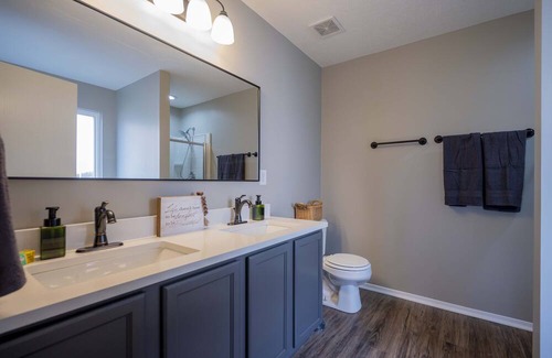 Smyrna House | Double Diamond Rentals - Modern 3Bdr home/Families