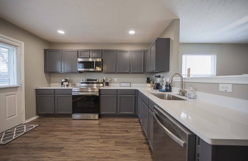 Smyrna House | Double Diamond Rentals - Modern 3Bdr home/Families