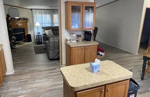 Karnack House | 3 Acre Waterfront Caddo Lake House w/Boat Dock