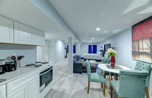 Fairlawn House | Garden Flat on 16th - Free Secured Parking