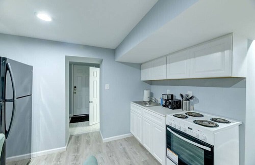Fairlawn House | Garden Flat on 16th - Free Secured Parking