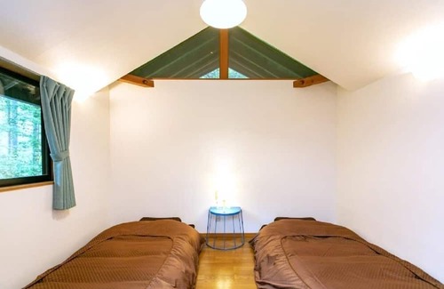 Neba RV Rental | C1 Whole house rental planApril and May Golden / Shimoina District Nagano