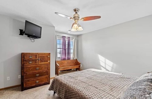 Cass County House | Beautiful countryside home, fresh remodel. Minutes from Lincoln and Omaha.