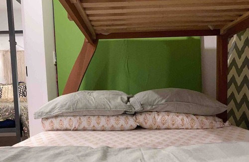 West Los Angeles House | 3 connecting master-suites