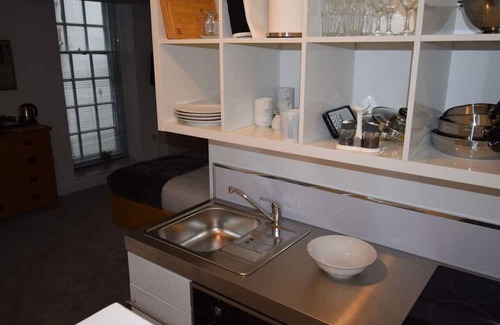 Worksop Apartment | Modern studio retreat in Worksop