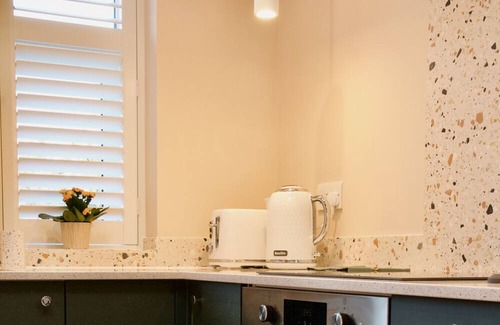 Ipswich House | Heavenly hideout positioned for easy access to Ipswich and entire Suffolk coast