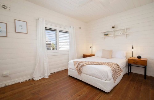 Cooks Hill House | Sweet Caroline A Classic Newcastle Hideaway