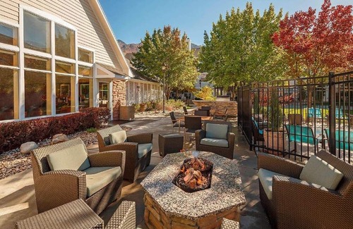 Salt Lake Mountain Resorts Apartment | Iron Blosam Studio Condominium 814 Facing Ski Slopes