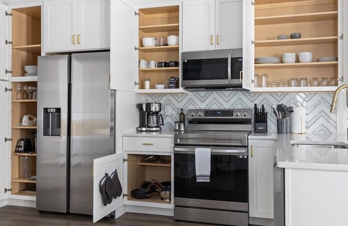 Downtown Wilmington Boat Rental | Surfside - 8 Minute Walk to Wilmington's Live Oak Bank Pavilion