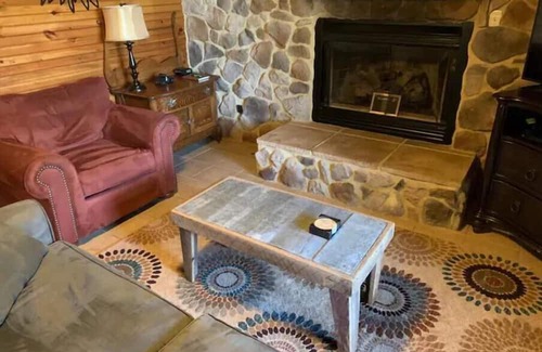 Steeles Tavern Cabin | Sunset Cabin, Hot tub and on site Spa!