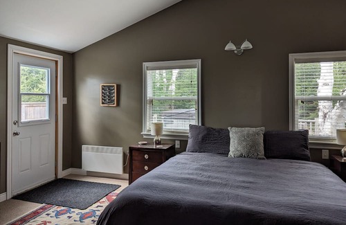 Terence Bay House | Oceanside retreat with hot tub minutes from Halifax