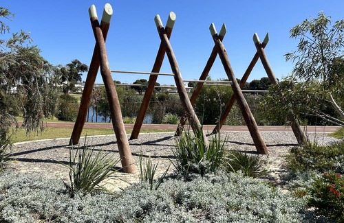 Ellenbrook House | House at the back of the Vines Golf Club in Swan Valley region.