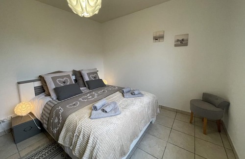 Avermes Cottage | Gite Avermes, 2 bedrooms, 4 persons