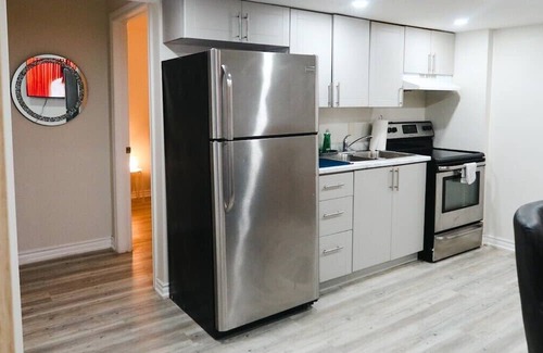 Brantford Apartment | Guest Suite in Family Friendly Neighborhood