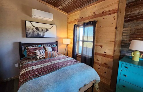 Whitesboro Other | Big Red Barn & Bed