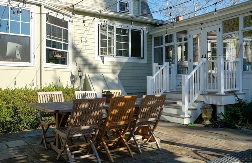 Kingston House | The Dutch Colonial - Historic Kingston Village