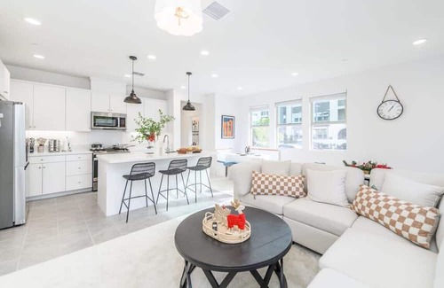 San Juan Capistrano House | @Marbella Lane -Chic & Pristine 3BR Rancho Mission