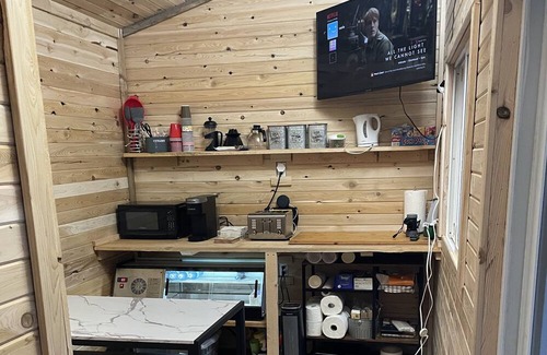 Hastings Highlands Cabin | Lakefront Tiny Home