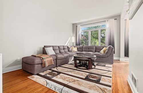 Whitehaven - Queensway Terrace North House | Cozy 4 BDR/5 beds with a Hot tub - Britannia Stay
