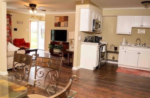 Luling House | The Cozy Cornernn