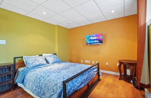 Paradise Apartment | Calm From Away- Cozy Studio Apt