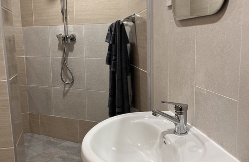 Nungua Apartment | Accra Central Klagon