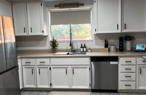 Parkside House | Casa Heights 3BD, Great for Couples or Groups!