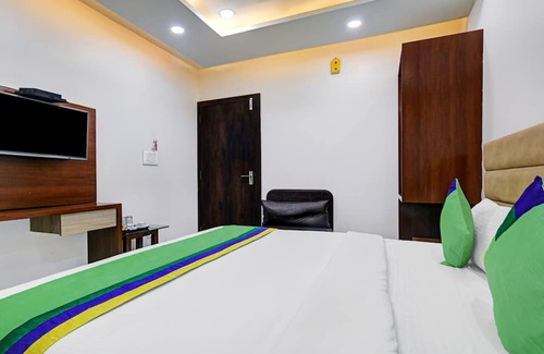 Vrindavan Hotel | Treebo Trend Shubh