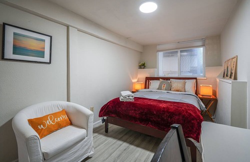 Crocker-Amazon Apartment | San Francisco Apartment ~ 5 Mi to Downtown!