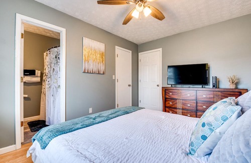 Douglasville House | Douglasville Gem - Minutes from Historic Downtown!