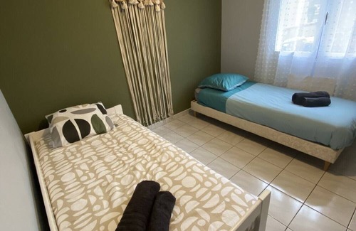 Saix Apartment | Appartement Tout Équipe Avec 2 Chambres et Jardin