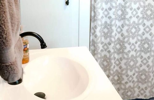 Ironwood House | Nightingale Cottage for Traveling Professionals