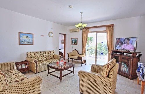 Ayia Marina Chrysochous Villa | Marilena Sunset Villa Dio