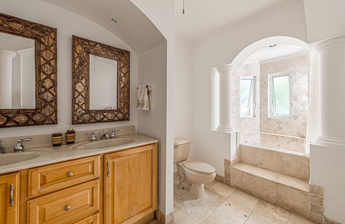 Juarez House | Spectacular 3BR Home with Pool, Jacuzzi & Views of Lands End - 5 Mins from Downtown!