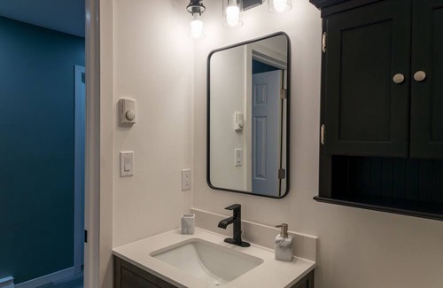 Kemptville Apartment | Newly Renovated 2bed/1bath Apartment / Cozy&Clean