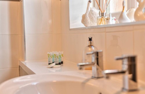 Muxton House | Lovely Detached Home | Pass The Keys