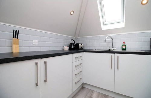 Filton House | Mayville Avenue Bristol (1 BR with Free parking)