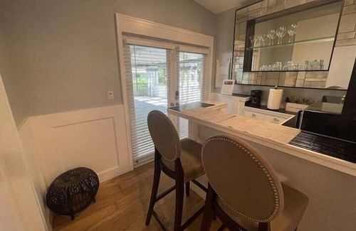 El Portal Apartment | 1 Bedroom 789580 by Houzlet